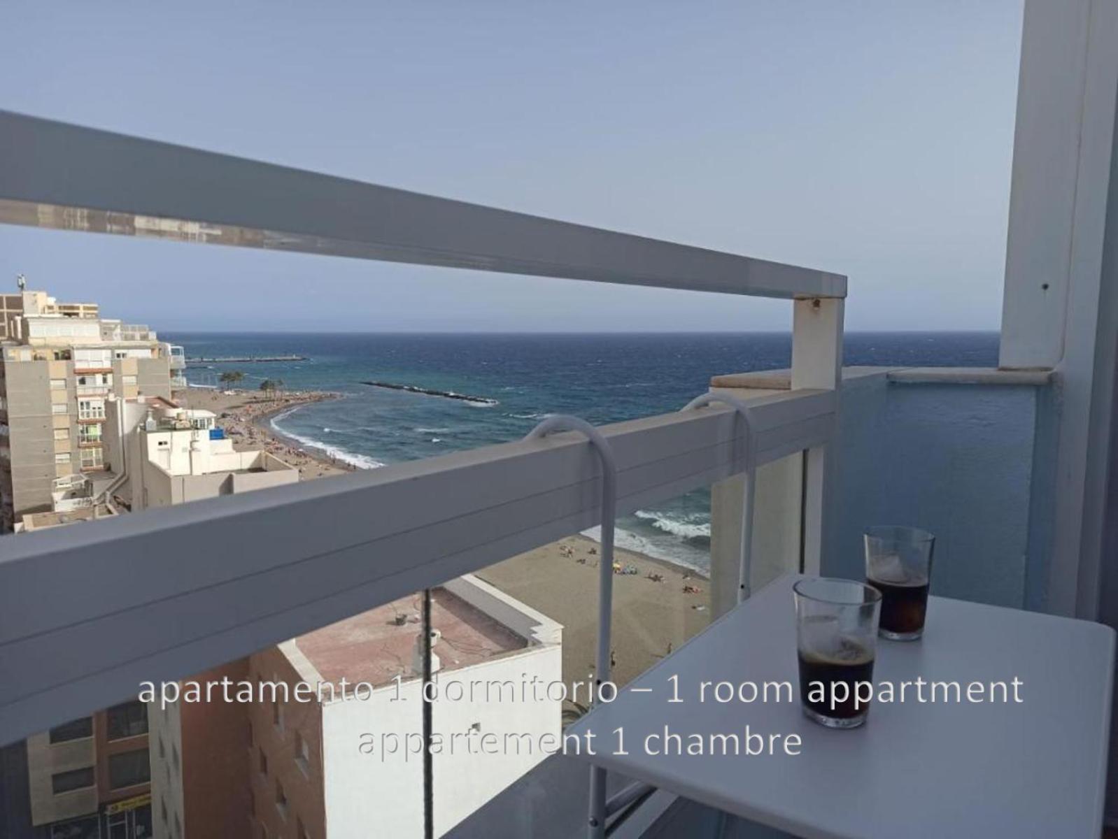Increible Atico Con Vistas A La Bahia De Almería Buitenkant foto